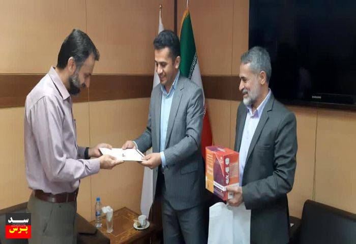 تقدیر مدیرکل کانون پرورش فکری کودکان و نوجوانان از مدیرعامل شرکت ساب خوزستان