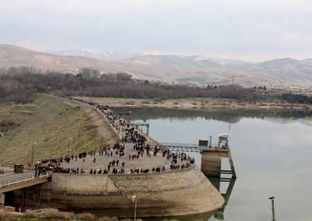 بیش از ۴۵ هزار گردشگر نوروزی از تاج سد مهاباد بازدید کردند