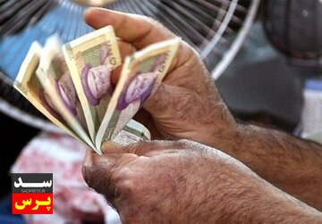 دستمزد کارگران دوباره افزایش مییابد؟ / وزارت کار: روند کاهش تورم آغاز شده؛ کارگران: در سفره خانوار هیچ نشانی از مهار تورم دیده نمیشود