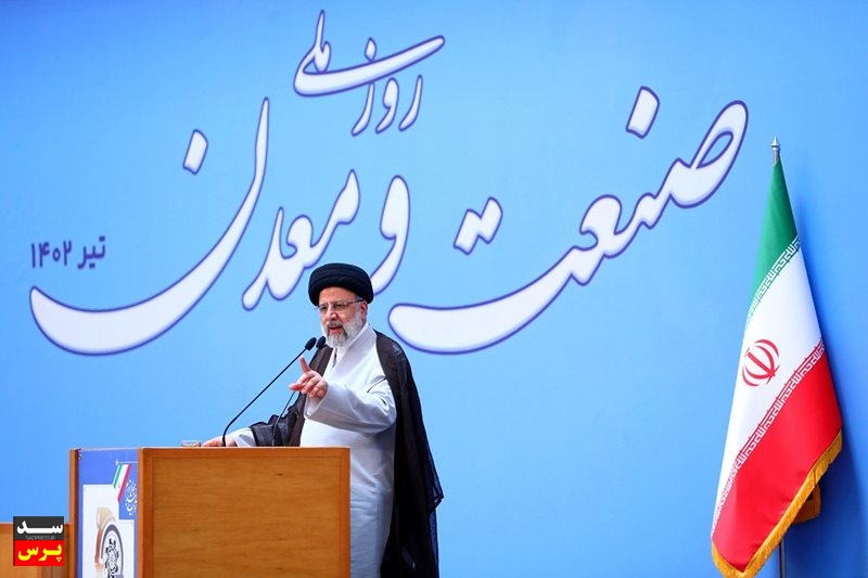 دولت کارهای بنیادینی را در بخش انرژِی شروع کرده است /کمک به رفع ناترازی‌ها با تولید ۱۰ هزار مگاوات برق توسط صنایع