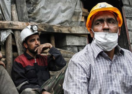نیروهای شرکتی بین خوف و رجا زندگی می‌کنند و امنیت شغلی آنها صفر است/تبدیل وضعیت نیروهای دولتی شرکتی به رسمی عین عدالت است