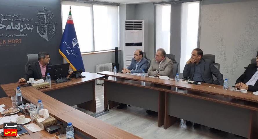تعیین آب بهاء و عقد قرارداد شرکت آب جنوب شرق با سازمان بنادر و دریانوردی استان خوزستان