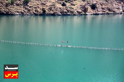 طراحی و ساخت پروژه آشغال گیر شناور دریاچه سد مسجدسلیمان