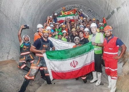 توسعه صنعت کشور در گرو رعایت حقوق کارگران است