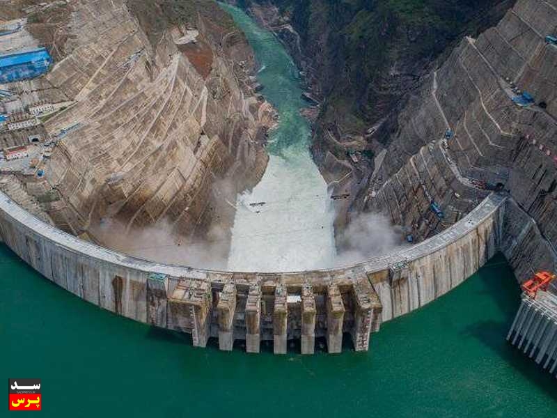 نقش سدهای کشور در کنترل سیلابهای ویرانگر بهاری/ ۱٫۶ میلیاردمترمکعب سیلاب در سدهای کارون مهار شد
