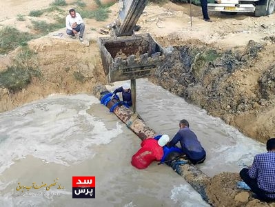 تعویض ۴ متر از خط لوله ۴۵۰ میلیمتری فولادی آبرسانی به شهرستان هندیجان