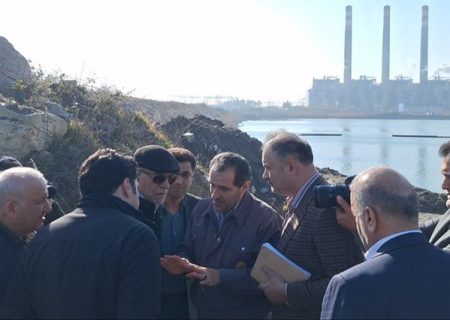 بازدید نماینده رئیس جمهور از نیروگاه نکا در راستای رفع چالش پسروی آب دریای خزر