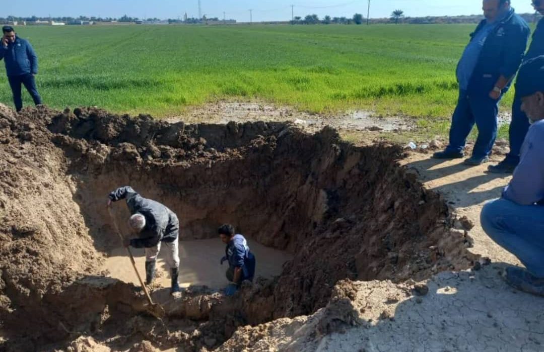 اقدام جهادی شرکت آب جنوب شرق خوزستان در تعمیر خط لوله رامشیر