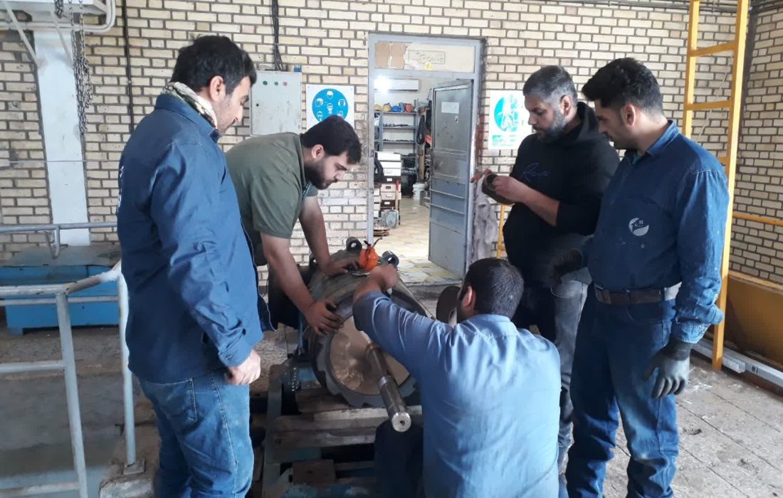 مونتاژ پمپ رزرو هالبرگ خط ۴۰ اینچ تاسیسات آبرسانی شهید بهنام محمدی مسجدسلیمان 