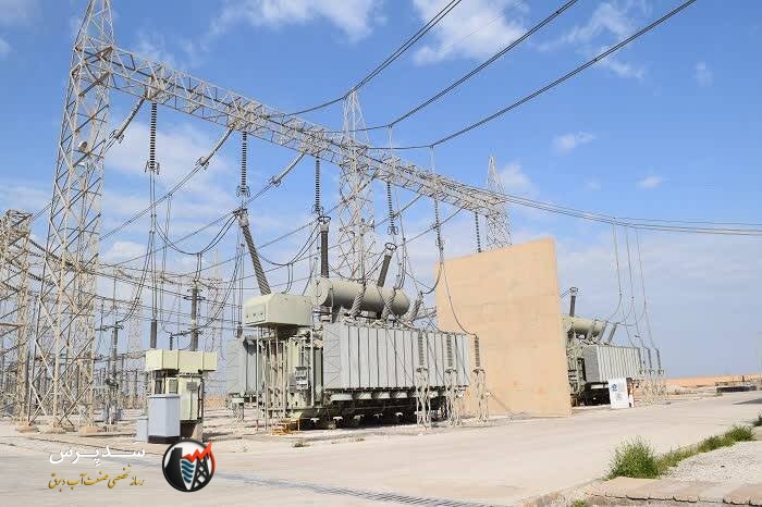 نصب ترانسفورماتور دوم ۳۱۵ مگاولت آمپری در پست ۴۰۰ کیلوولت جهانآرا خرمشهر