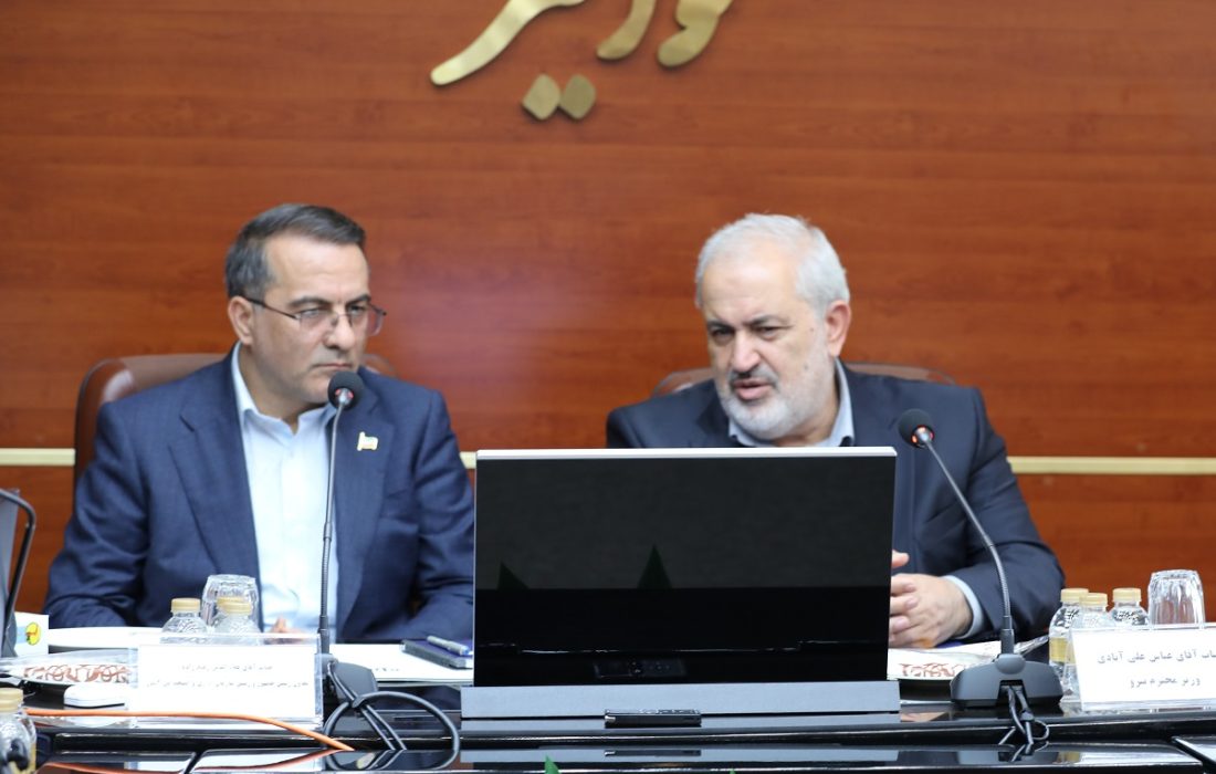 تعطیلات اخیر ۴۱۸ هزار مترمکعب صرفه‌جویی آبی داشت/ ضرورت همراهی مشترکان خانگی با صنعت آب و برق برای عبور از فصل گرم