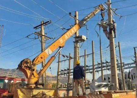 اورهال شبکه برق و آچارکشی خطوط ورودی تاسیسات برق مسجدسلیمان شرکت آب جنوب شرق