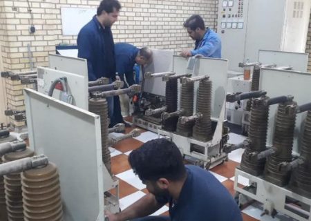 عملیات سرویس و تعمیر تابلوهای برق ایستگاه‌های ۱۶، ۲۴ و ۴۰ اینچ مسجدسلیمان شرکت آب جنوب شرق