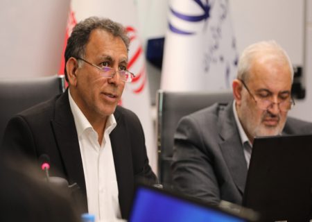 صنعت آب و برق با اتکا به توان داخلی در برابر تهدیدات پایدار ماند/ استمرار پروژه‌های توسعه‌ای برق در دوران جنگ