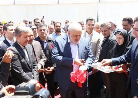 مشترکان پرمصرف با قطع برق مواجه می‌شوند/ برنامه توسعه ۹ هزار مگاوات نیروگاه خورشیدی