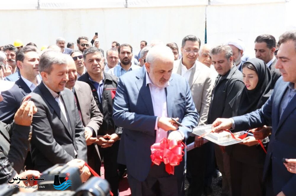 مشترکان پرمصرف با قطع برق مواجه می‌شوند/ برنامه توسعه ۹ هزار مگاوات نیروگاه خورشیدی