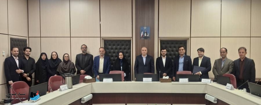 تقدیر مدیرعامل توانیر از مدیرعامل شرکت توزیع برق لرستان به پاس شفافیت مالی و انضباط سازمانی