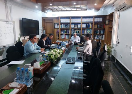 نشست هیئت‌مدیره کانون بازنشستگان نیروگاه‌های برق‌آبی خوزستان با مدیرعامل سازمان آب و برق